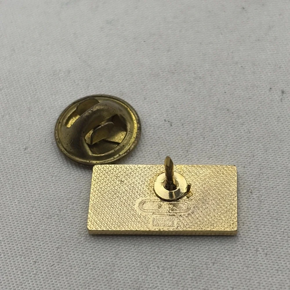 YellowBook.com Yellow Book Phone Numbers Website Advertisement Lapel Hat Pin